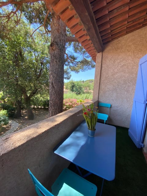 Balcony/Terrace, Garden view, Inner courtyard view