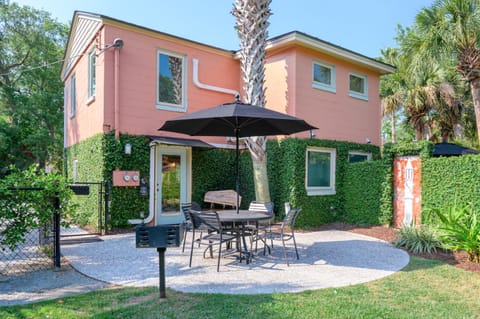 Patio, BBQ facilities, Garden, Seating area