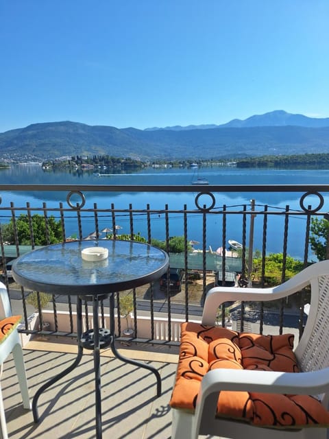 Apartments Klakor PS Apartment in Kotor Municipality