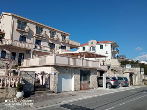 Apartments Klakor PS Apartment in Kotor Municipality