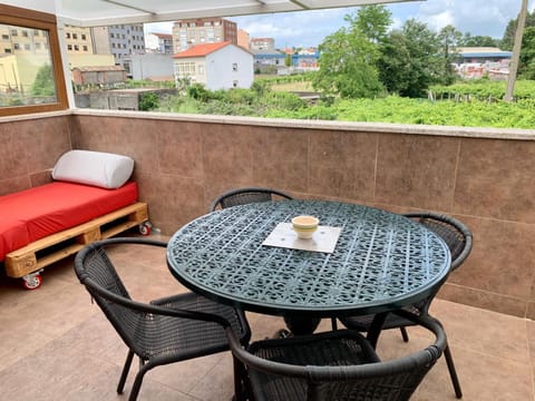 Property building, Off site, Balcony/Terrace