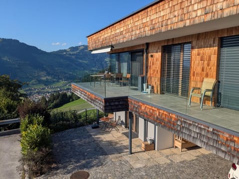 Property building, Balcony/Terrace