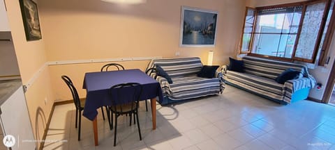 Appartamento con 2 terrazze Porto Azzurro a 300 mt dal centro Apartment in Porto Azzurro