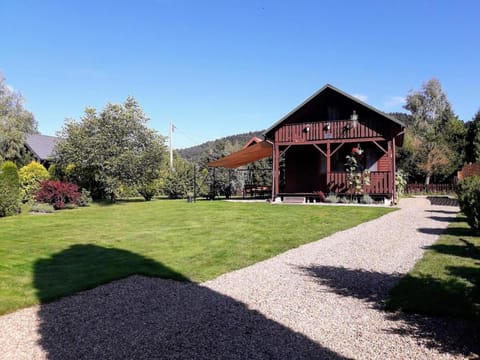 Property building, Day, Natural landscape, Garden, Garden view