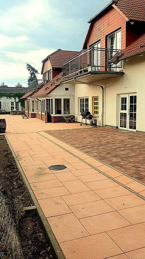 Property building, Day