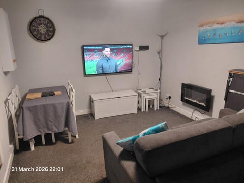 TV and multimedia, Living room, Dining area