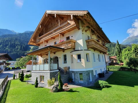 Apart Edelhof Apartment in Mayrhofen