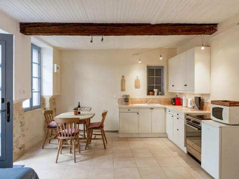 Kitchen or kitchenette, Dining area, Dinner, Dinner, kitchen, kitchen