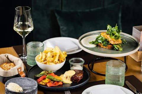 Restaurant/places to eat