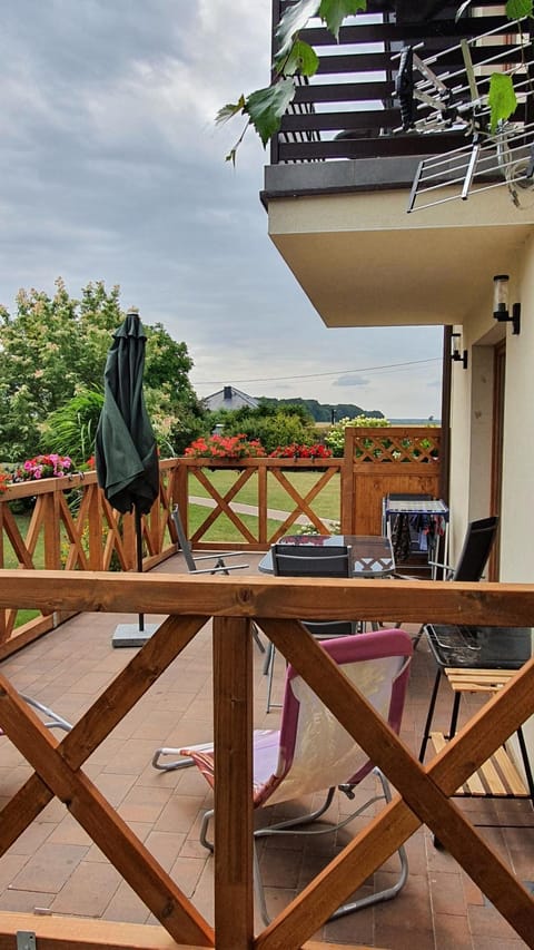 Patio, Balcony/Terrace, Seating area