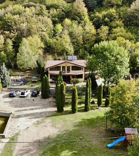 Property building, Natural landscape, Garden, Garden view