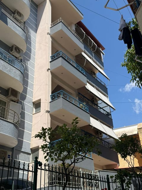 Eleanas Apartament Apartment in Sarandë