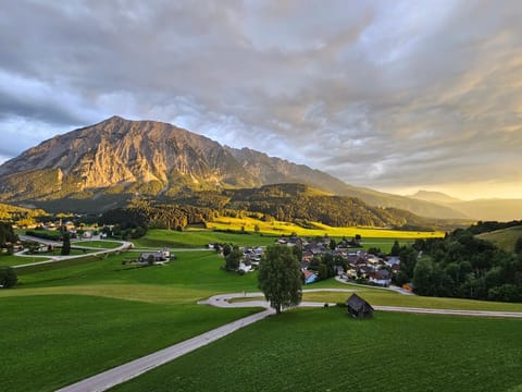 Natural landscape, Balcony/Terrace, Mountain view, Sunset