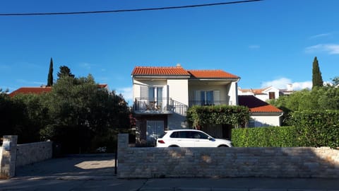 House Tina Bed and Breakfast in Biograd na Moru