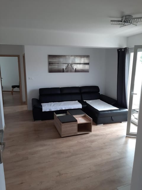 Living room, Photo of the whole room, Seating area