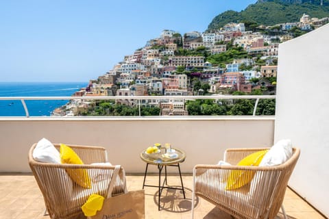 Natural landscape, Balcony/Terrace, Mountain view, Sea view