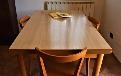 Facade/entrance, Kitchen or kitchenette