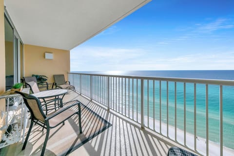 Majestic Beach Towers 1-1803 House in Long Beach