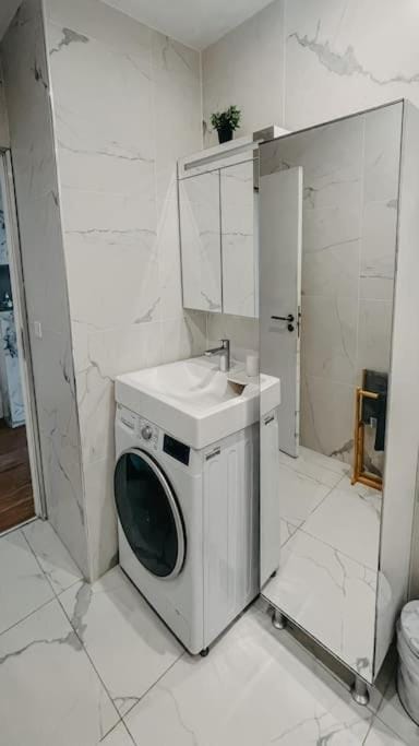 LA CABANE Lille Centre Apartment in Lille