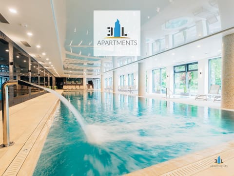Hot Tub, Sauna, Swimming pool