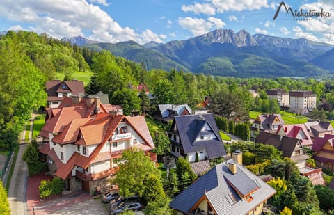 Property building, Bird's eye view, View (from property/room), City view, Mountain view