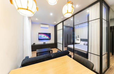 Communal lounge/ TV room, TV and multimedia