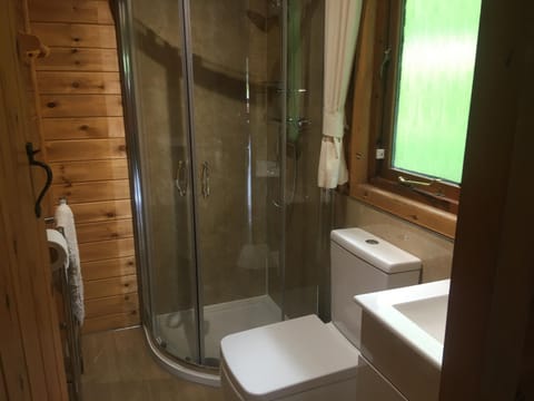 Chalet 2 Apartment in Scotland