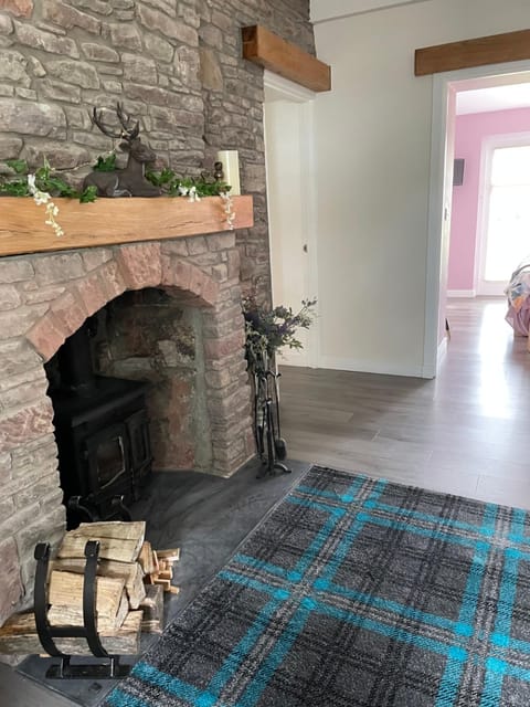 Ben Lomond Cottage House in Scotland