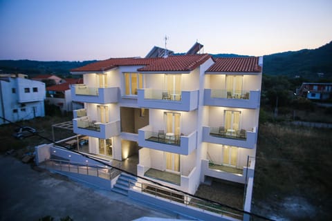 Verano Apartments Hotel in Euboea