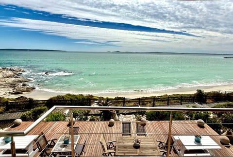Property building, View (from property/room), Balcony/Terrace, Sea view