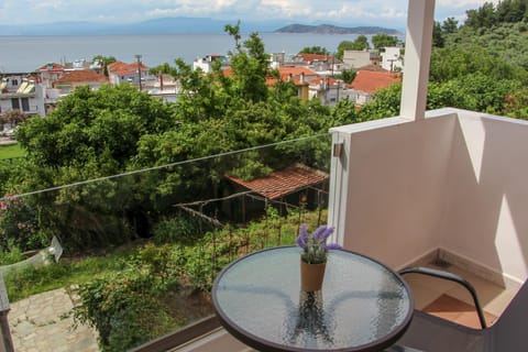 Thea-tro Apartments Hotel in Thasos