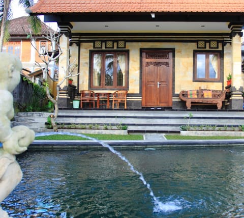 Facade/entrance, Garden, Swimming pool