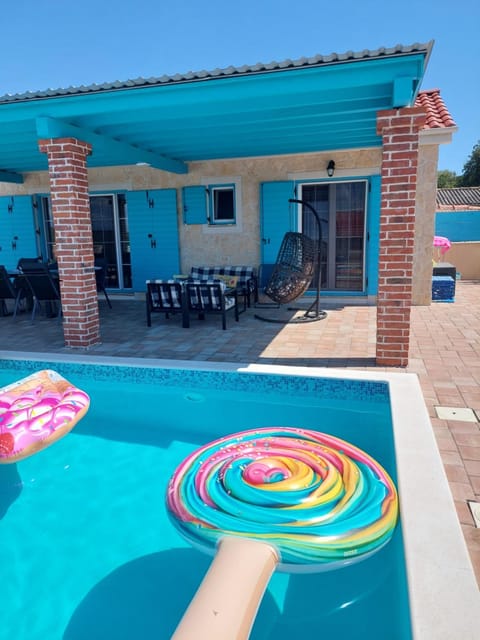 Villa Jurenda Villa in Šibenik-Knin County, Croatia