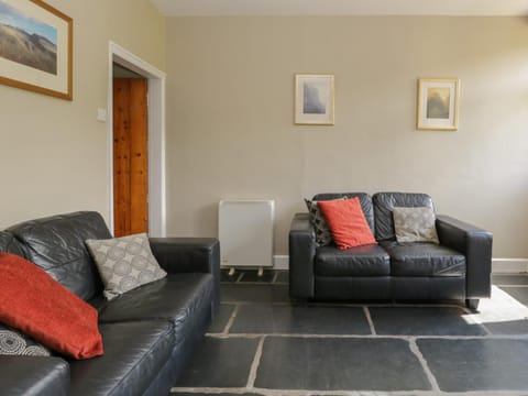 Acorn Cottage House in England