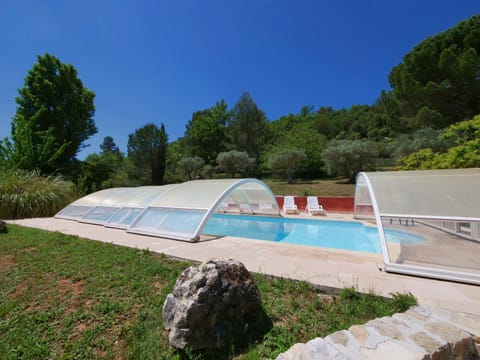 Pool view, Swimming pool, sunbed