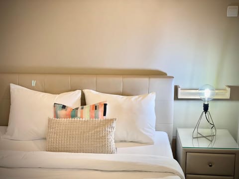 Private Place to Stay self check in-nonstop- NETFLIX-WIFI Apartment in Timiș County