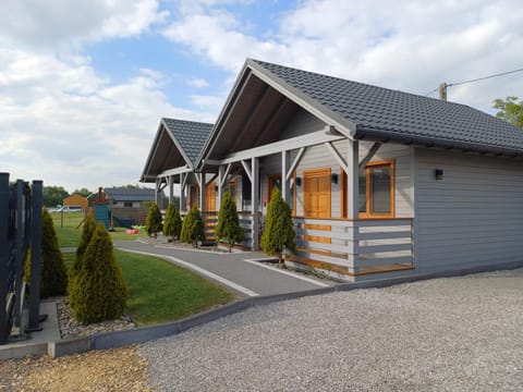 Property building, Children play ground, Children play ground, Balcony/Terrace, Parking
