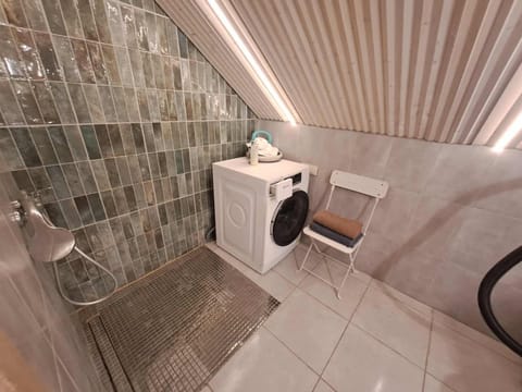 Lakefront house in Senoji Varėna Apartment in Vilnius County, Lithuania