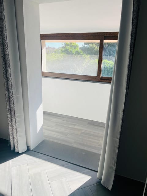 Il Quarzo A) B) Apartment in Sardinia