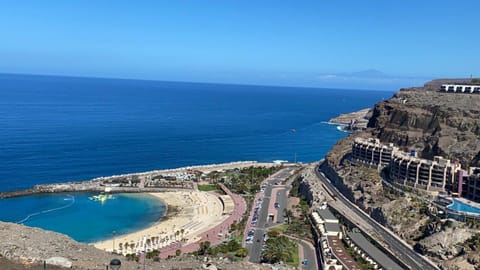Day, Natural landscape, Beach, Mountain view, Sea view