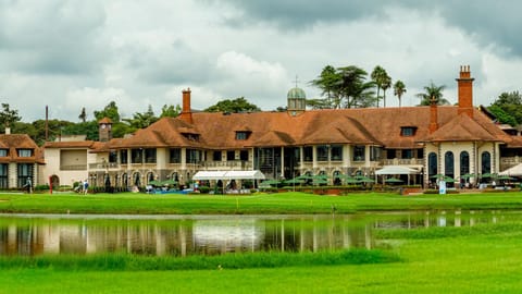 Property building, Restaurant/places to eat