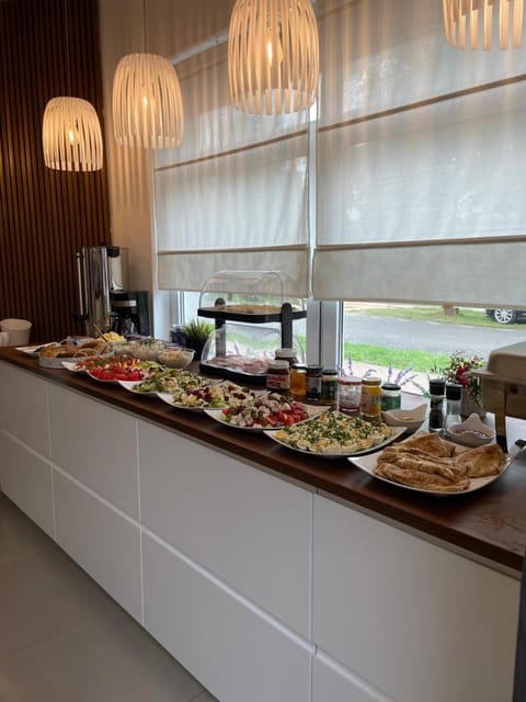 Venezia De Luxe Dom Wypoczynkowy Bed and Breakfast in Leba