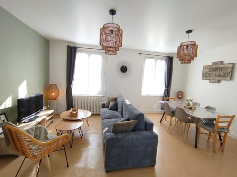 Gîte "Le Para" en plein centre de Ste Mère Église Apartment in Normandy