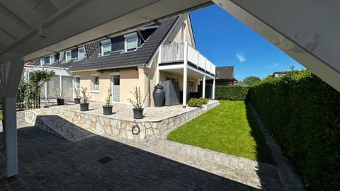 Property building, Garden view