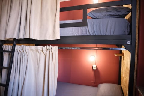 Bed, Bedroom, bunk bed