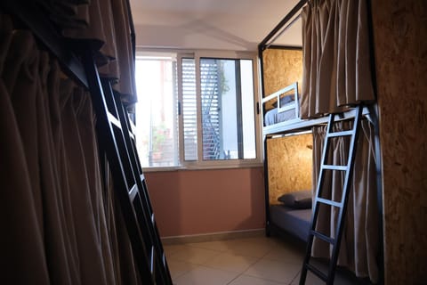 Bed, Bedroom, bunk bed