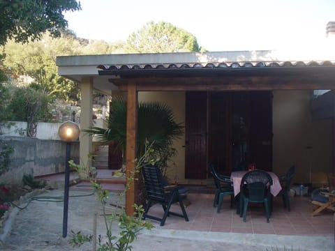 Villa Palmizi mt300 from beach Calasinzias House in Sardinia