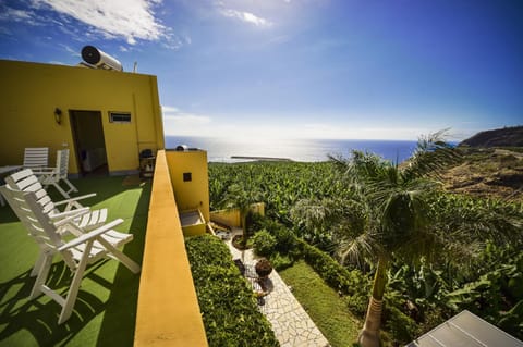 Restaurant/places to eat, Spring, Natural landscape, View (from property/room), Balcony/Terrace, Beach, Mountain view, Sea view