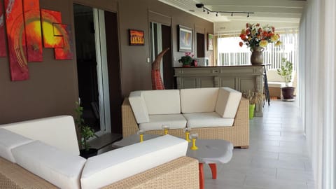 Living room, Lounge or bar, Seating area