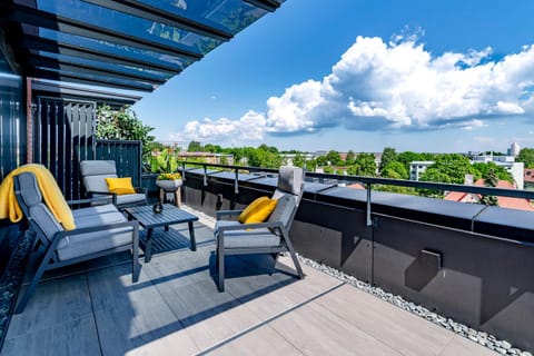 Balcony/Terrace, Balcony/Terrace